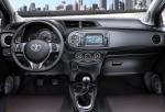 Toyota Yaris 2012 года
